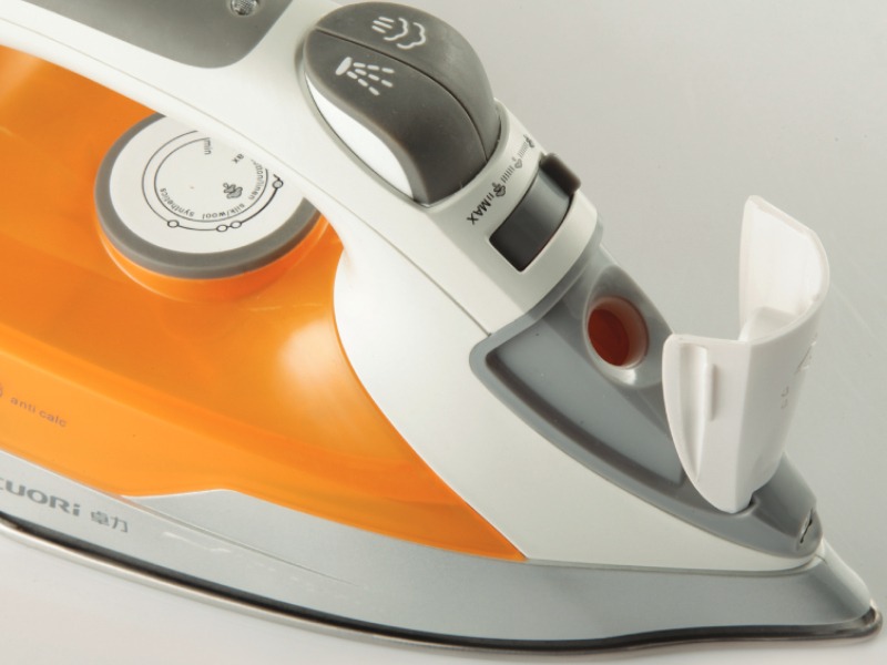 PLANCHA A VAPOR PEABODY PE-PVC33 2000W