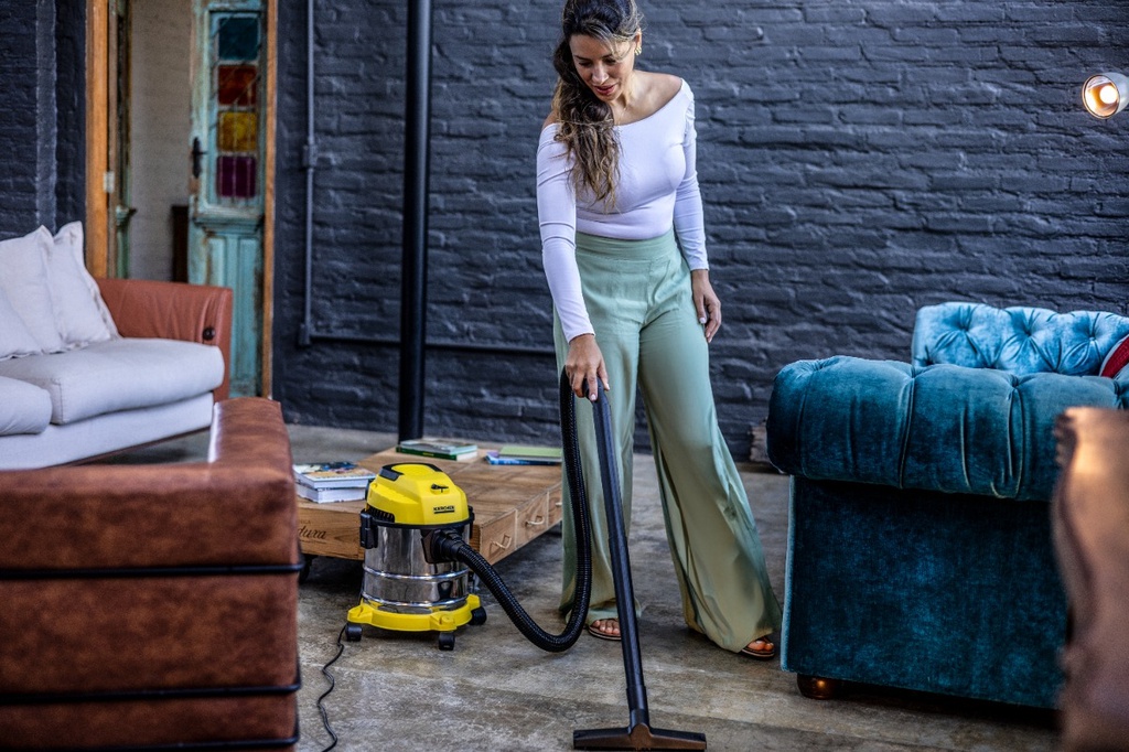 Aspiradora Karcher Wdl 1s Multiuso 1000w Acero Inox