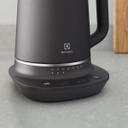 Pava Electrica Electrolux Ekp70 Expert 1.7 L Negra