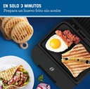 Sandwichera Electrica Oster 750w Compacta Ckstsm400 Negro