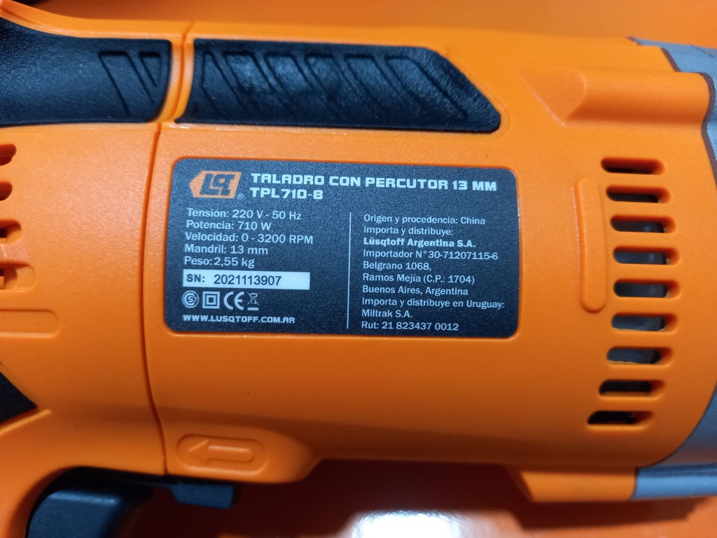 Taladro Percutor Lusqtoff Profesional 710 Watts Tpl710 8 Color Naranja Frecuencia 50 Hz
