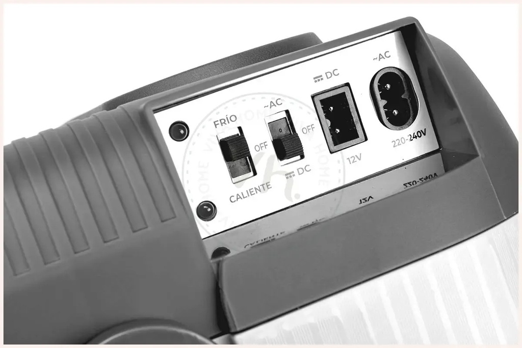 Conservadora Eléctrica Frío/calor Kushiro Cw-32a 32l 12v/200 Gris Oscuro