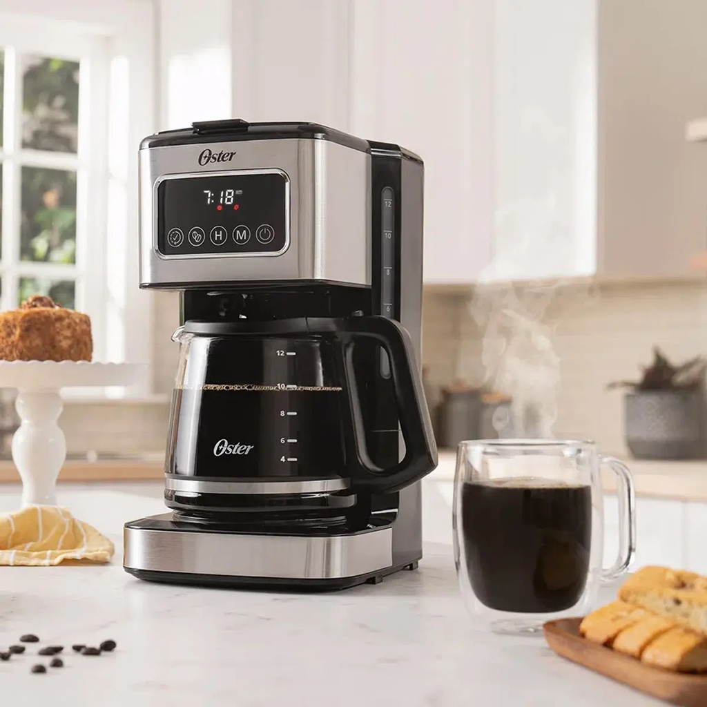 Cafetera De Filtro Oster Bvstdc4403 Pantalla Tactil 12 Tazas Plateado