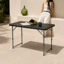 MESA PLASTICA PLEGABLE PICNIC GARDEN LIFE 120 X 60 NEGRO T403501
