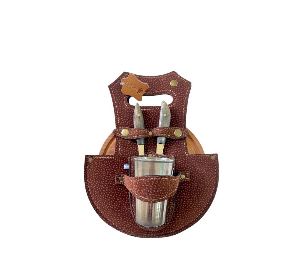 JUEGO ASADO SIMIL CUERO C/VASO CABURE 503