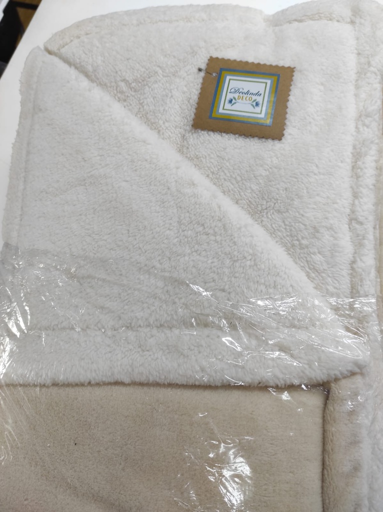 MANTA POLAR SOFT DEOLINDA DECO 2 PLAZAS 1,40