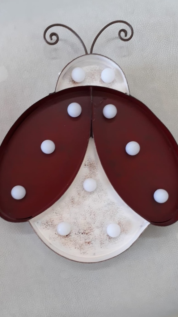 VAQUITA DE SAN ANTONIO CON LUZ A PILAS ROJA