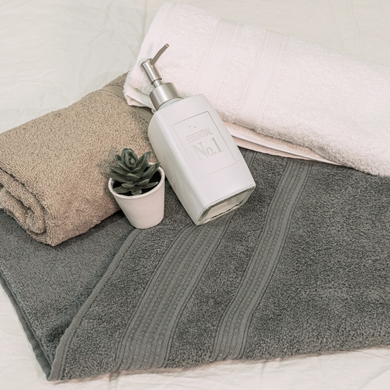 TOALLA Y TOALLON LAS CALAS ARCIEL 420 GRS