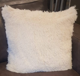 [12141180] FUNDA  PV PLUSH 45X45 NATURAL 1015